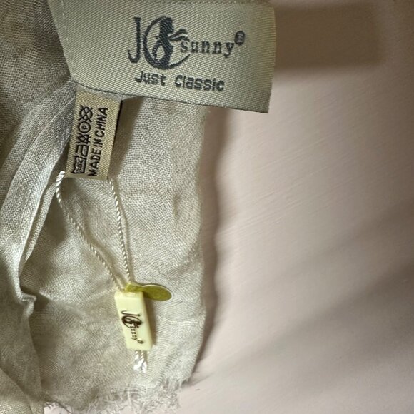 JC Sunny Women’s Scarf NWT Ivory Sheer Fringe Wrap Lightweight Boho Chic Shawl - Picture 3 of 5